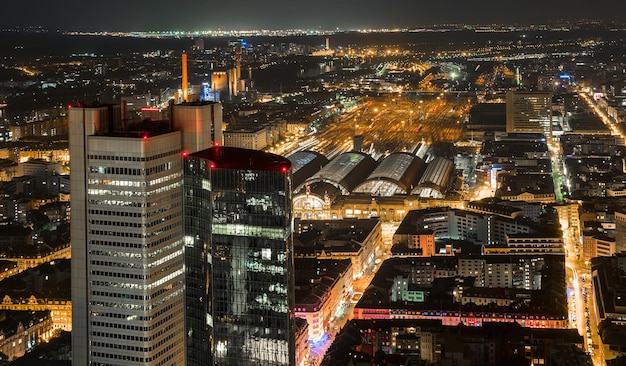 Unternehmenssteuerreform 2025: Auswirkungen auf Ihre Gewinne (DE)